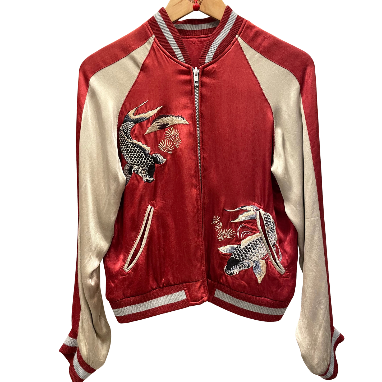 Vintage / Carpes remontant la cascade